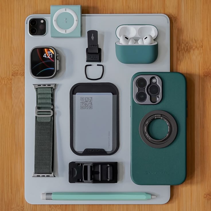 ELECTRONIC GADGETS